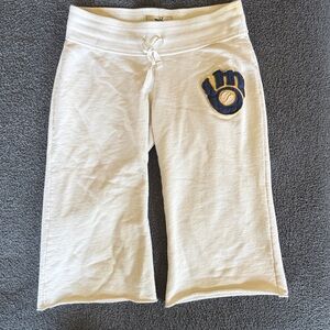 Banner Supply Company Milwaukee Brewers capri pants circa 2007